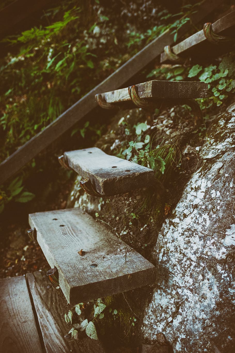 stairs, gradually, stair step, head, slope, away, impassable HD wallpaper