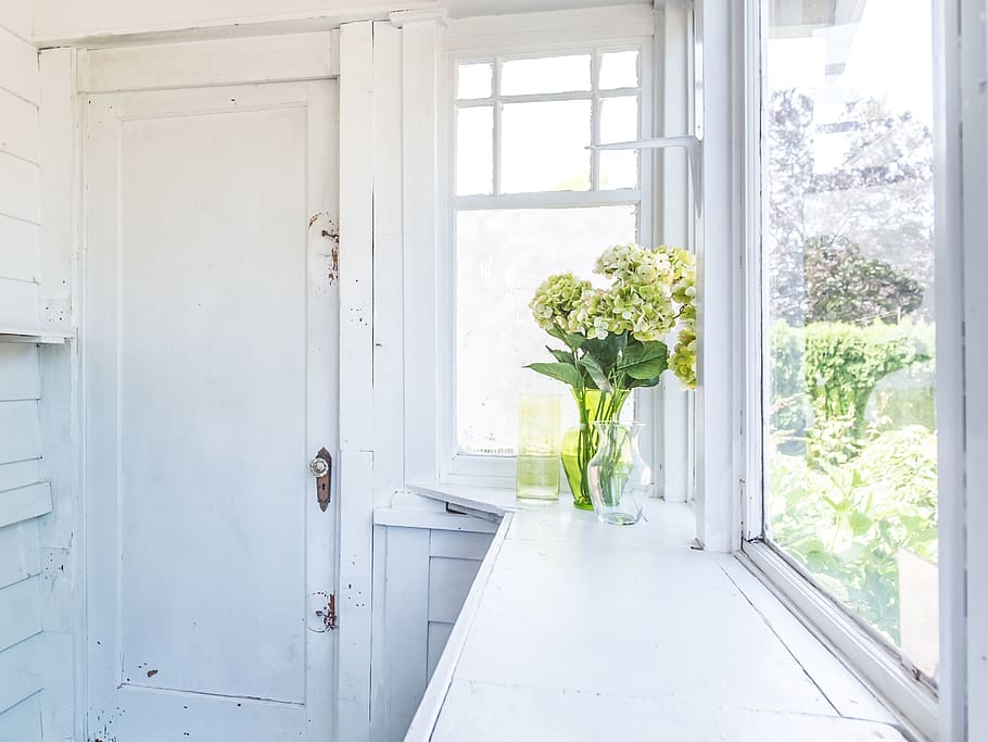 door knob, hydrangea, white, house, old homes, heritage, character HD wallpaper