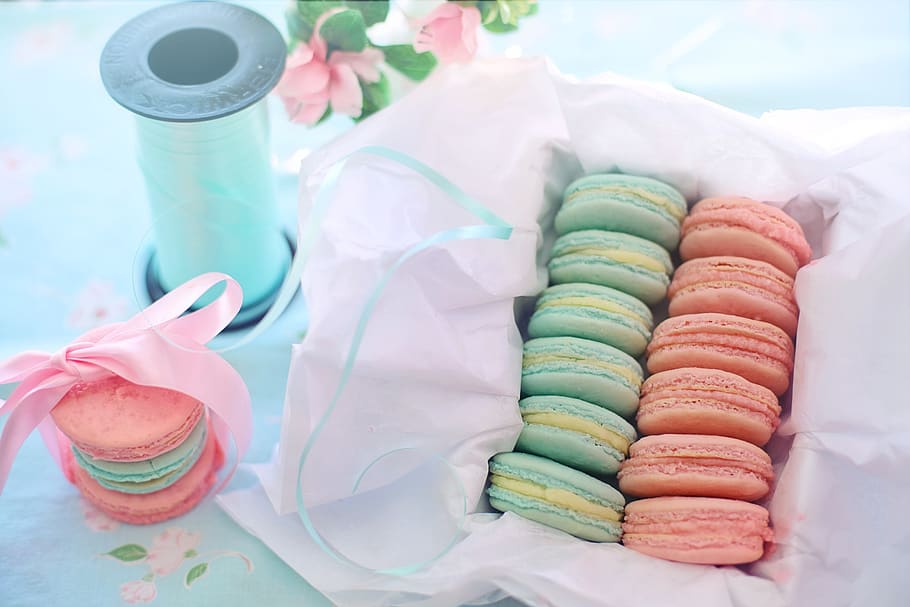 Wallpaper flowers, colorful, dessert, pink, flowers, cakes, sweet, sweet,  dessert, macaroon, french, macaron, macaroon images for desktop, section  еда - download