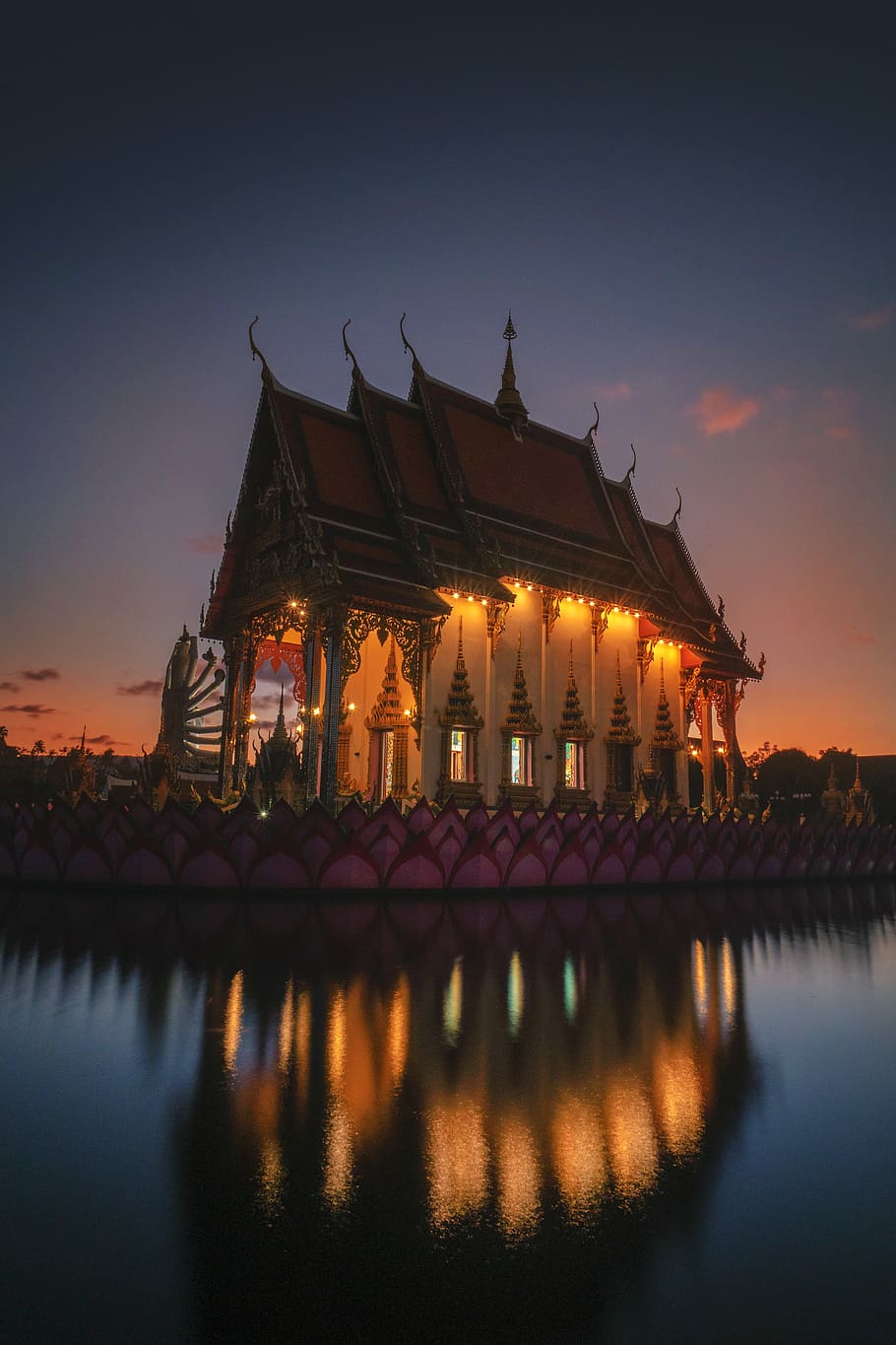 Building With Lights, architecture, illuminated, reflection, temple HD wallpaper