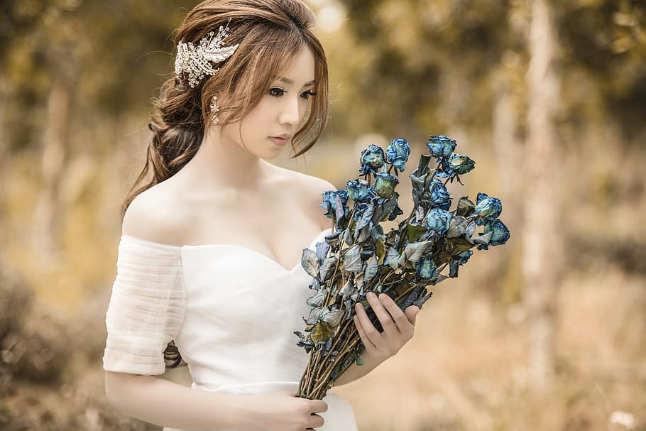 Woman Holding Blue Flowers, asia, beautiful, beauty, blur, bride, HD wallpaper