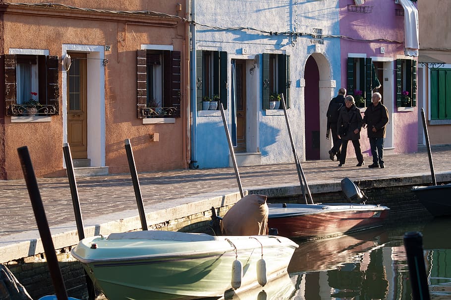 italy, venice, burano, reflection, architecture, color, boat HD wallpaper