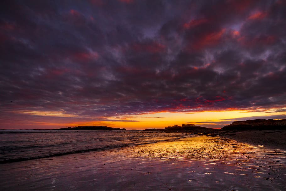 seashore during golden hour, sky, sunset, water, cloud - sky HD wallpaper
