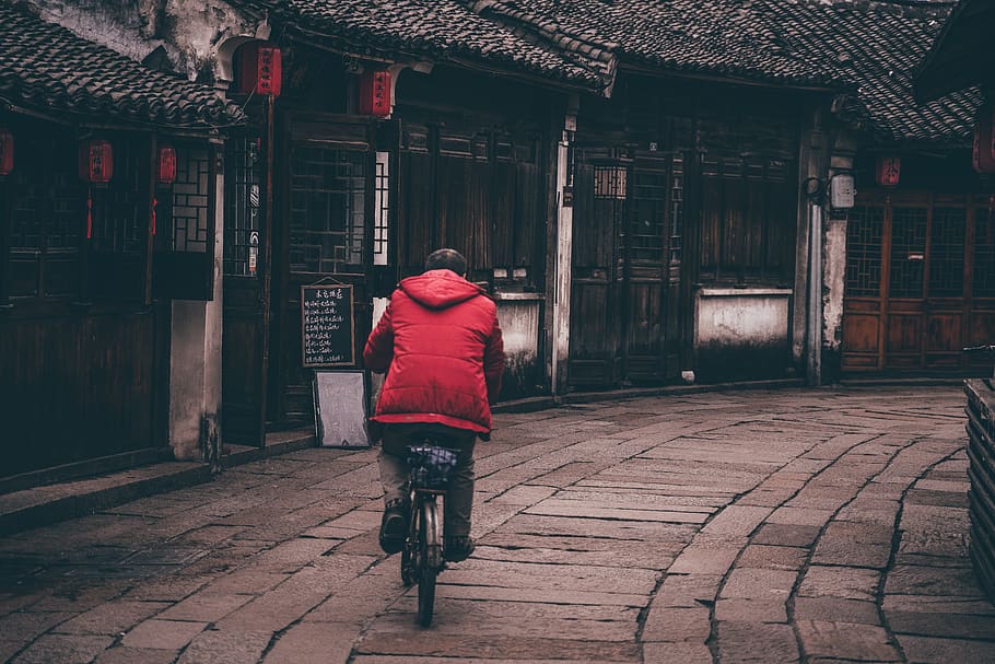 Man Riding on Bicycle, architecture, bike rider, biker, buildings HD wallpaper
