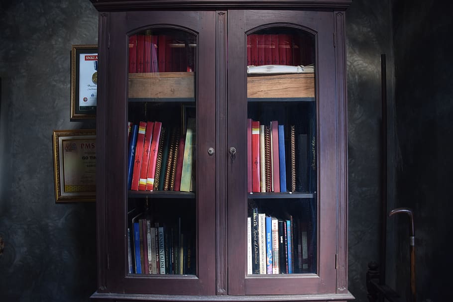 bookshelf, library, publication, education, no people, indoors HD wallpaper
