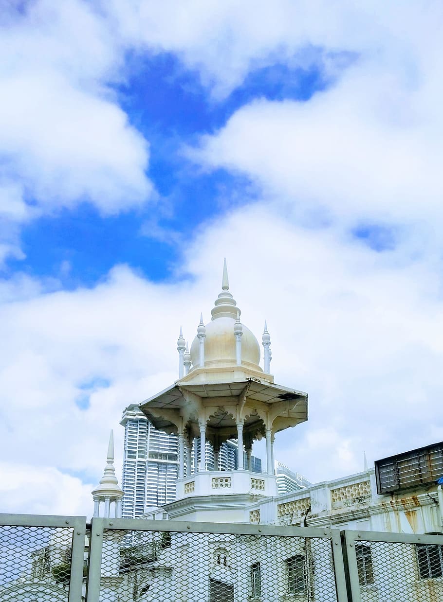 White and Yellow Dome Church, architecture, building, clouds HD wallpaper