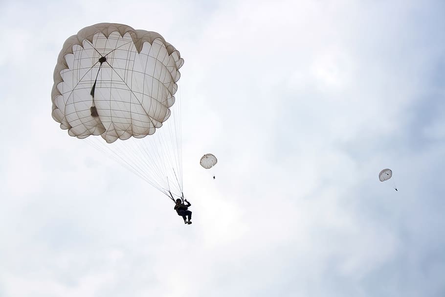 skydivers, skydiving, sport, blue, extreme, falling, fly, flyer HD wallpaper