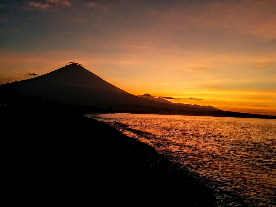mountain near ocean, nature, outdoors, red sky, dawn, dusk, sunset HD wallpaper