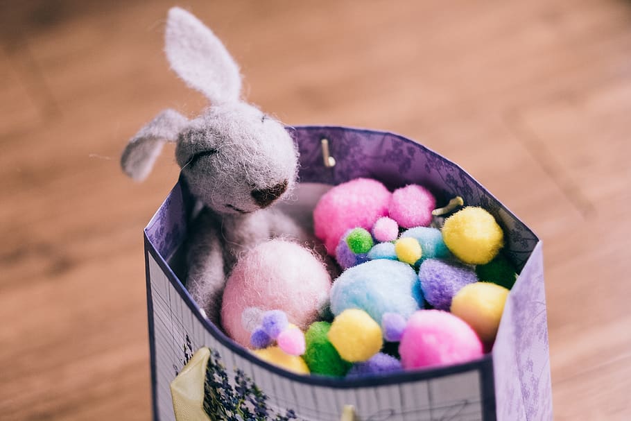 Assorted-color Balls on Paper Bag, colourful, fun, rabbit, easter HD wallpaper
