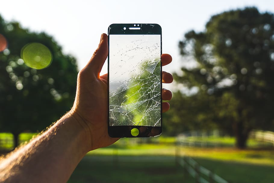 cellphone, broken, spring, green, colours, summer, human hand HD wallpaper