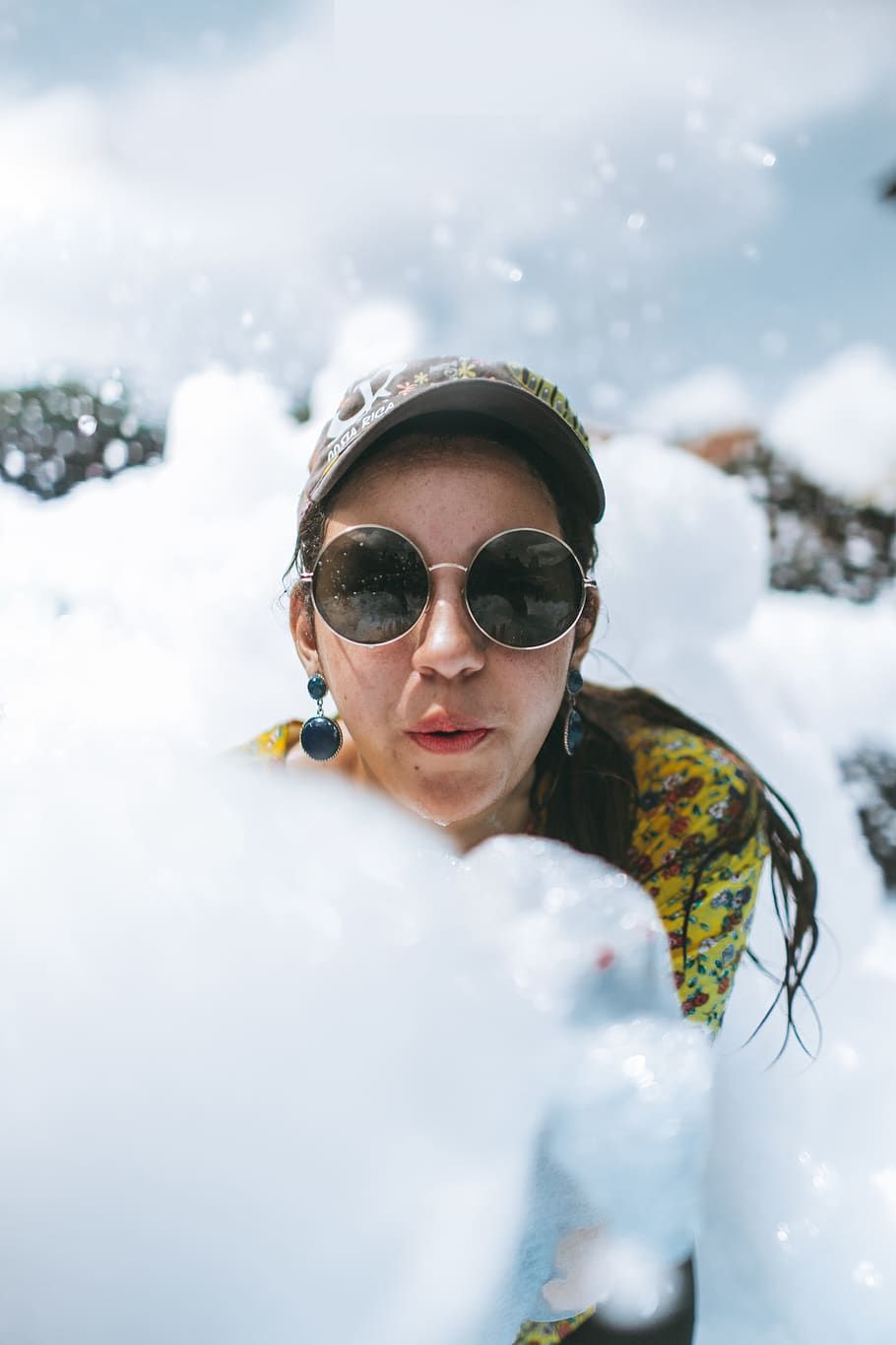 Woman Blowing Bubbles, blur, blurred background, cap, casual HD wallpaper