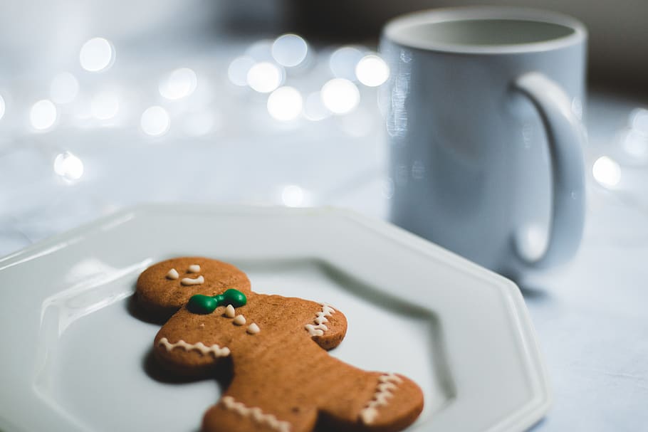 Gingerbread Cookie, christmas, coffee, cup, depth of field, drink HD wallpaper