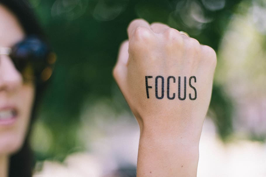 woman right fist, focus, hand, caucasian, bokeh, blur, tattoo HD wallpaper