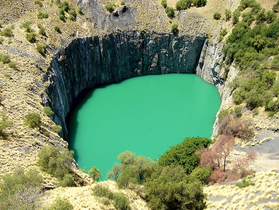 Body of Green Water Near Green Leaf Trees, canyon, daylight, environment HD wallpaper