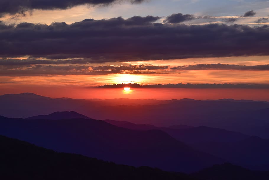 mountain during golden hour, beauty in nature, scenics - nature HD wallpaper