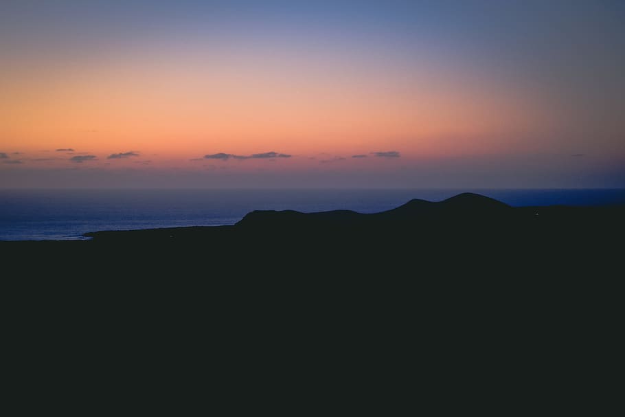 photograph of body of water, sky, mountain, cloud, landscape HD wallpaper