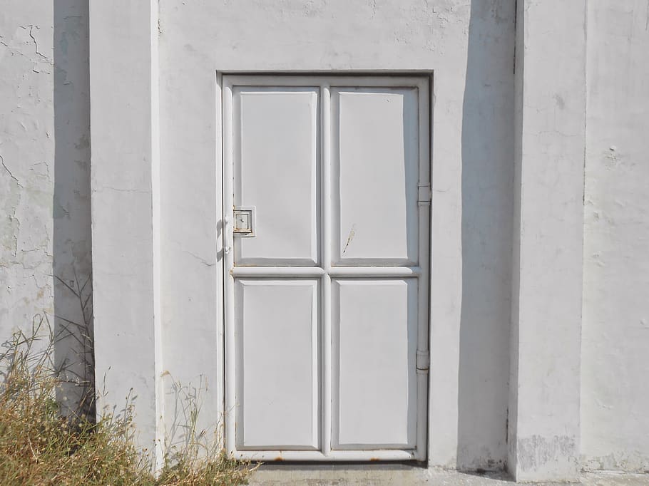 closed white door during daytime, window, indonesia, surabaya HD wallpaper