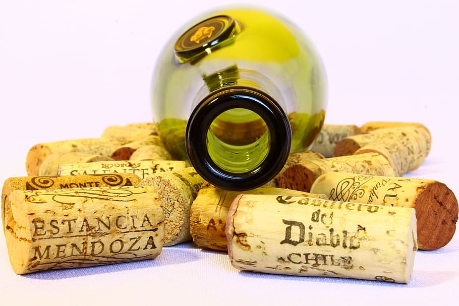 Green Wine Bottle, background, bottle stoppers, bottleneck, brand, HD wallpaper