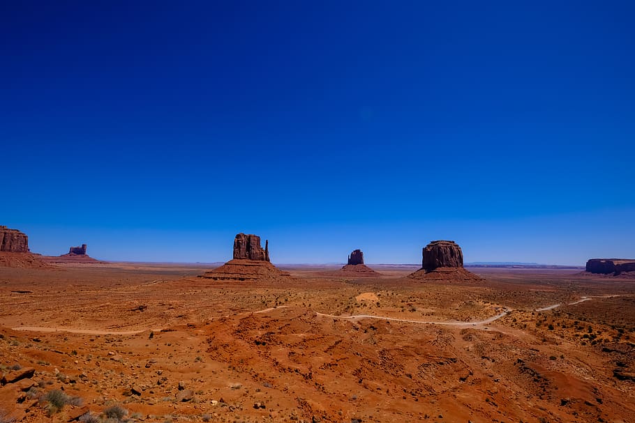 brown rock formation, nature, outdoors, desert, mesa, ground HD wallpaper