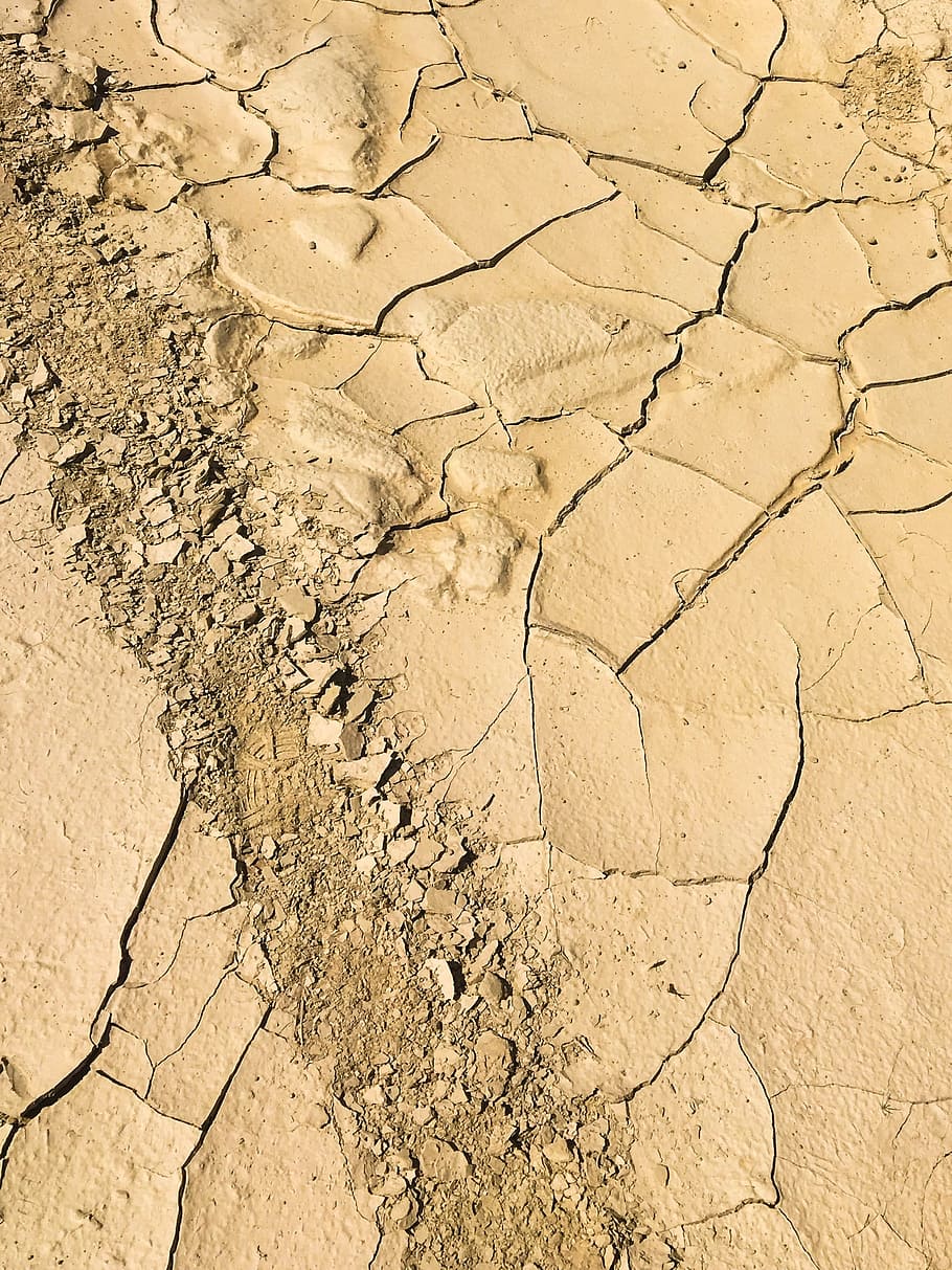 dried soil, surface, crack, earth, broken, dry, drought, dirt HD wallpaper