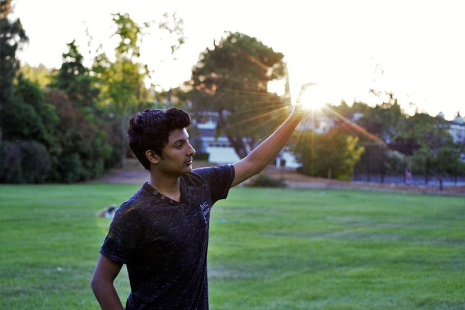 trees, green, sun, sunset, man, indian, boy, child, shirt, hair HD wallpaper