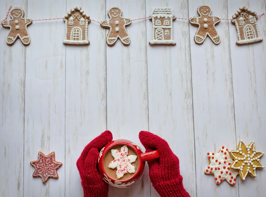 mittens, hot chocolate, red, winter, christmas, cozy, cosy