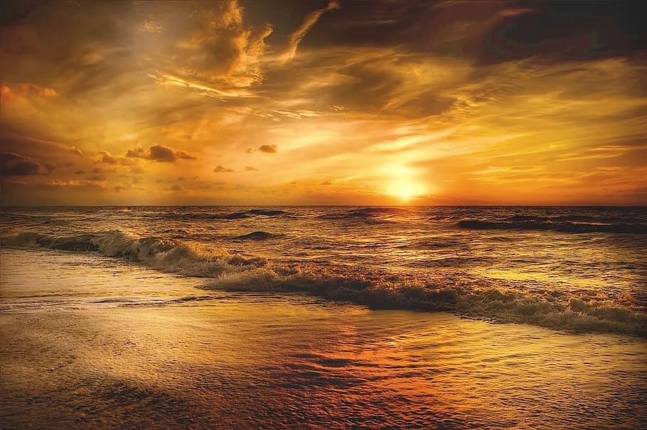 Golden-hour Photography of Body of Water, beach, clouds, dawn HD wallpaper