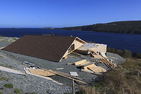 House damaged from wind storm., strom, new, building, broken HD wallpaper