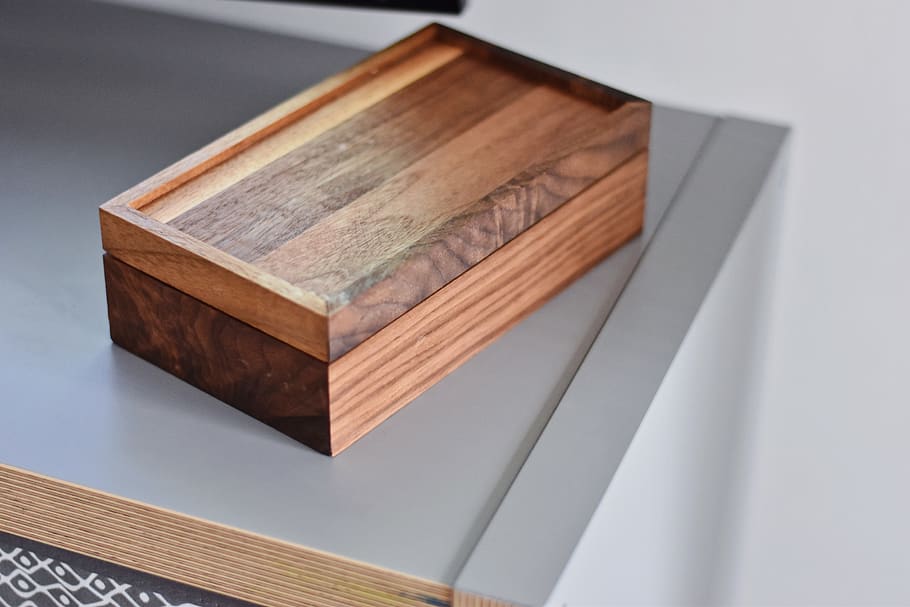 rectangular brown wooden box on table, studio shot, no people HD wallpaper