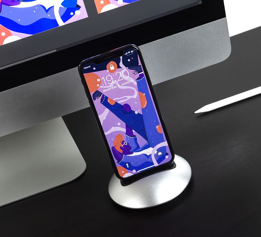 black smartphone turned on, screen, indoors, close-up, touch screen HD wallpaper