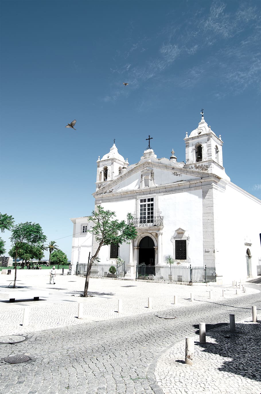 white painted cathedral, architecture, built structure, building exterior HD wallpaper