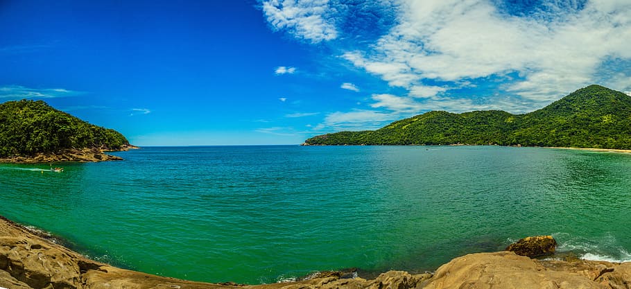 Landscape Photography of Body of Water and Green Mountain, beach HD wallpaper