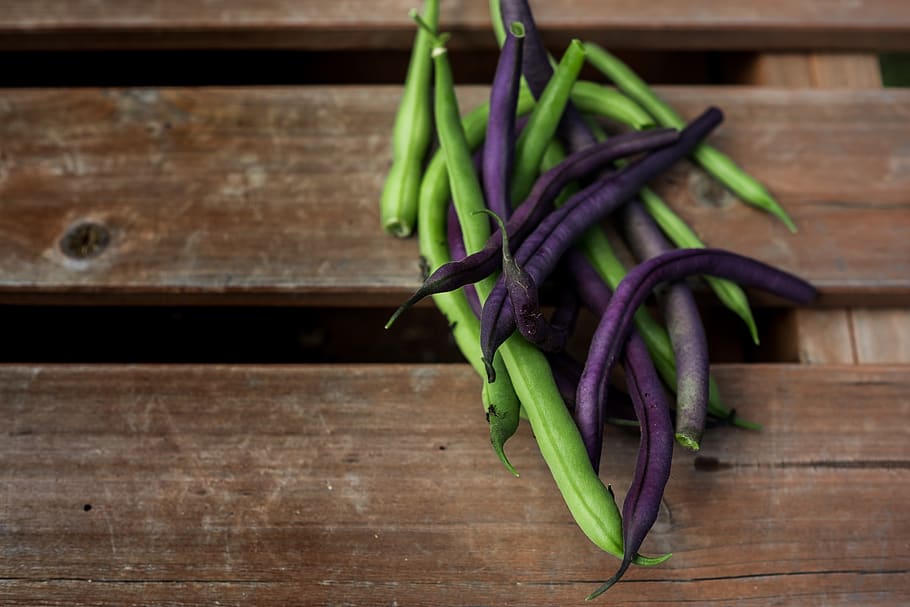 red and purple string beans, plant, food, vegetable, produce HD wallpaper