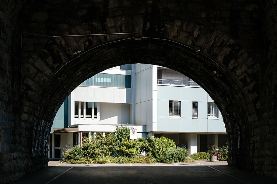brown concrete tunnel, building, architecture, arched, zürich HD wallpaper
