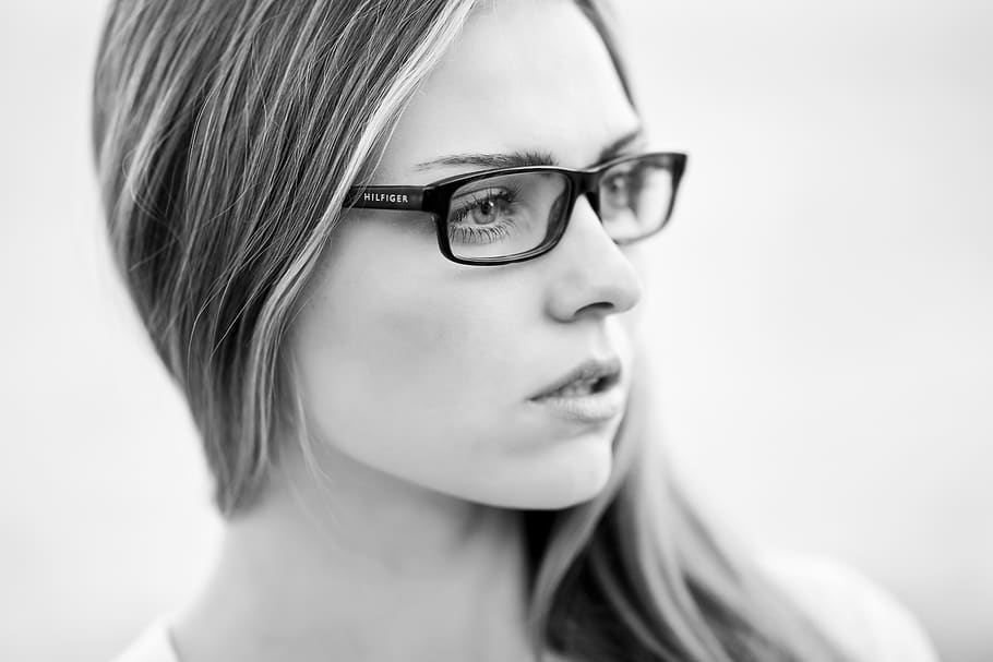 Women's Eyeglasses With Black Frames, attractive, beautiful, black-and-white, HD wallpaper