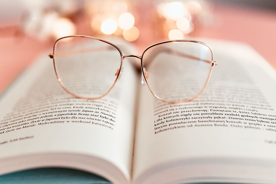 Open book on a pink background, reading, glasses, learning, pink backgound HD wallpaper