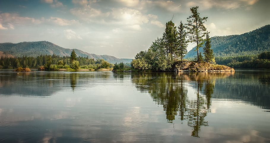 Still Body of Water Near Mountains Digital Wallpaper, adventure HD wallpaper
