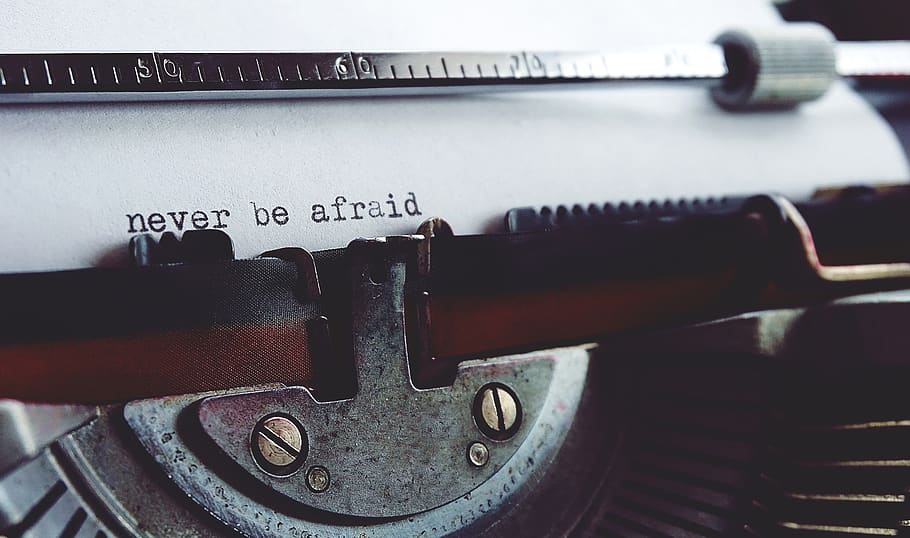 Never Be Afraid on Typewriter, antique, classic, close-up, equipment HD wallpaper