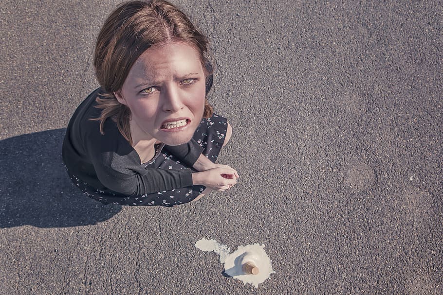 icre cream, cone, fail, mess, spill, sad, woman, girl, brunette HD wallpaper