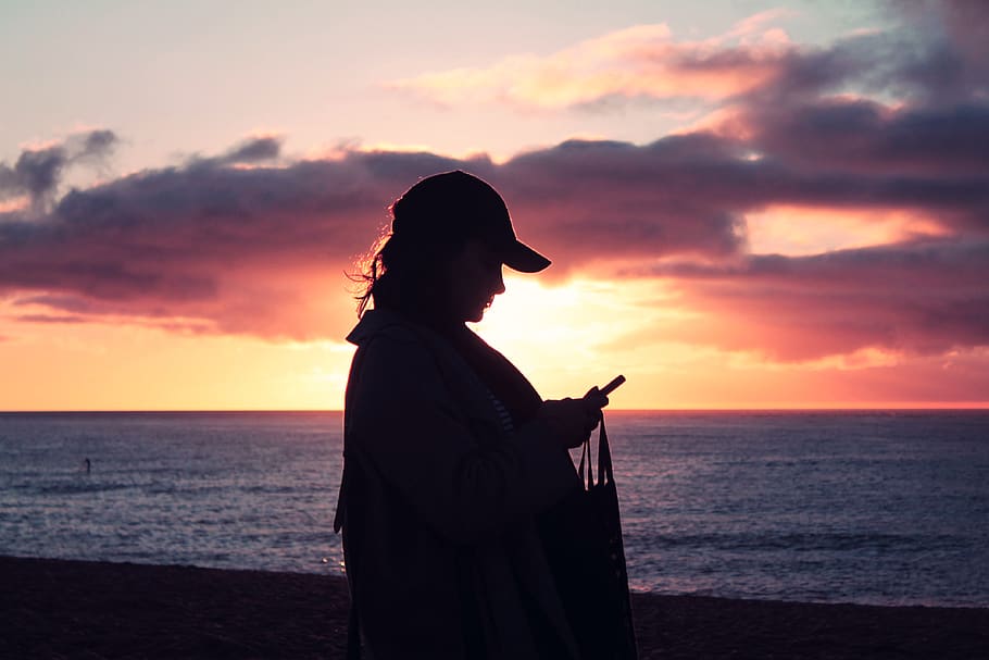 sunset, cap, shadow, beach, ocean, sky, water, sea, one person HD wallpaper