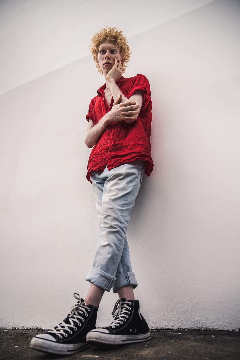 Man Wearing Dress Shirt Standing Near Concrete Wall, blond hair, HD wallpaper