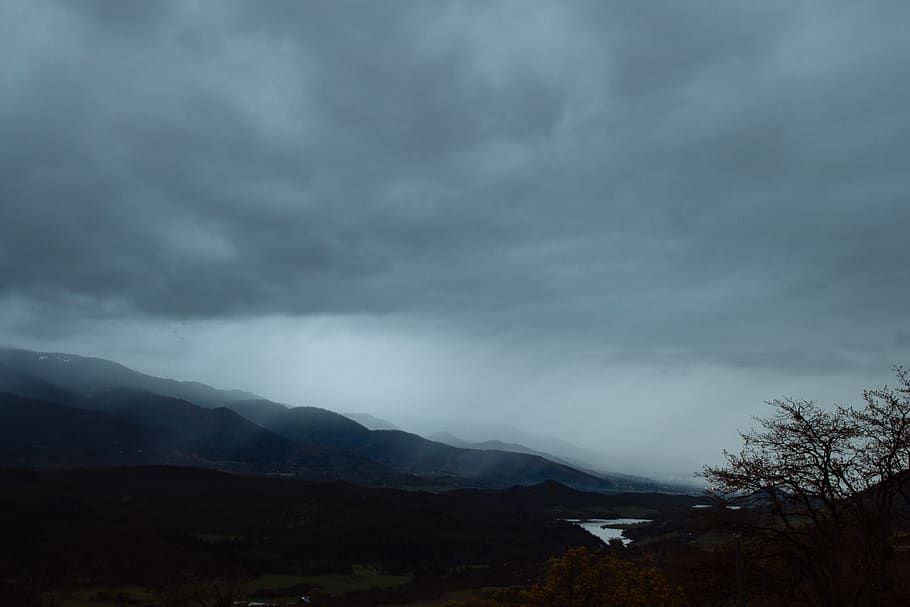 mountains under cloudy sky, mountain range, united states, siskiyou pass HD wallpaper