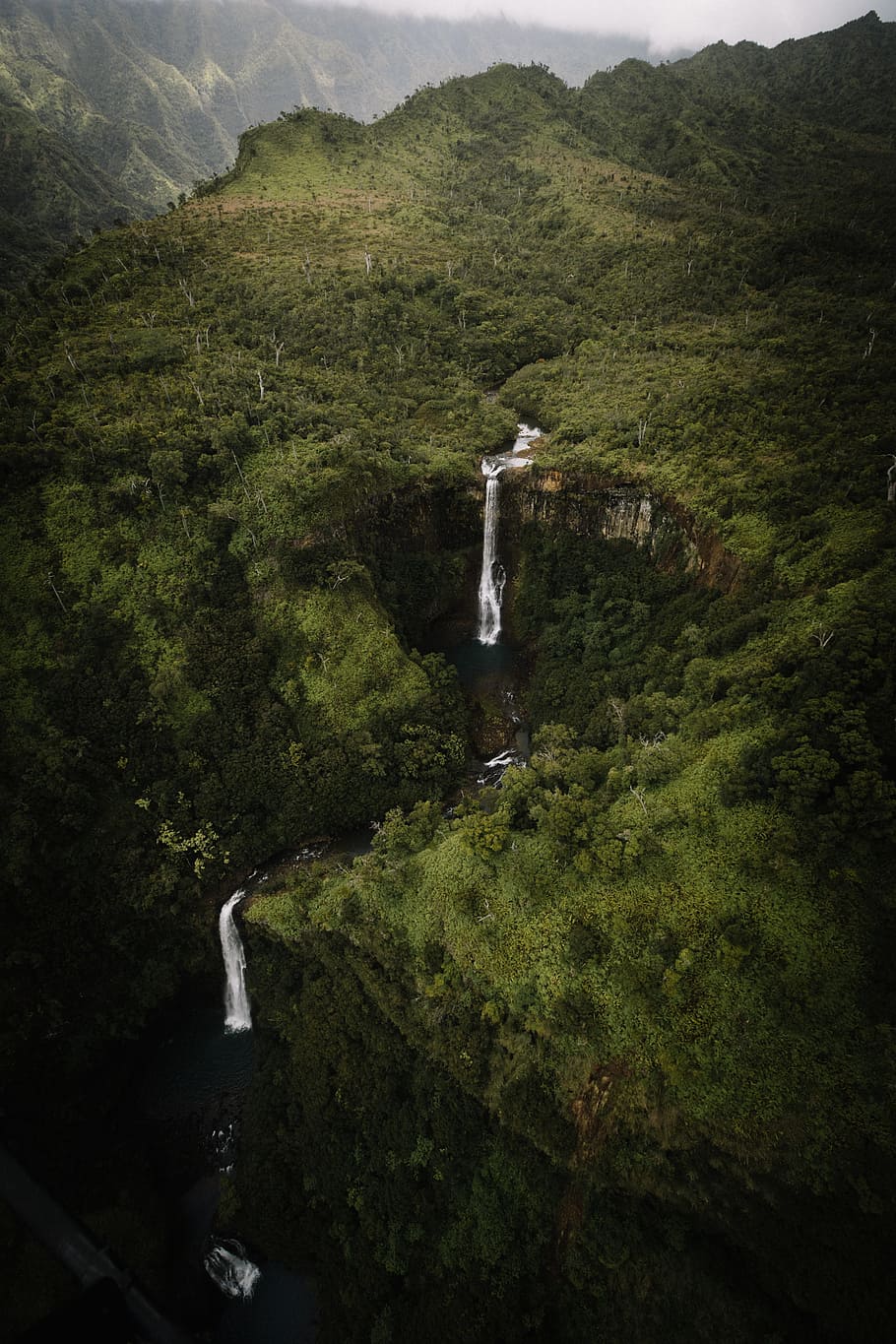 aerial photography of mountain, aerial of hawii, hawaii waterfall, HD wallpaper