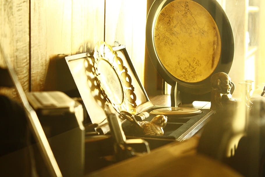 rustic, pictures, frames, cabnet, ornaments, memento, gifts HD wallpaper