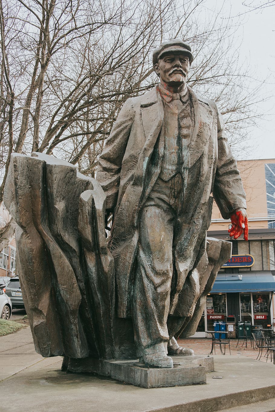 man wearing coat statue, sculpture, art and craft, representation HD wallpaper