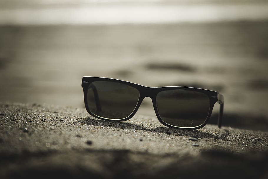 sunglasses with black frames, selective focus, eyeglasses, close-up HD wallpaper
