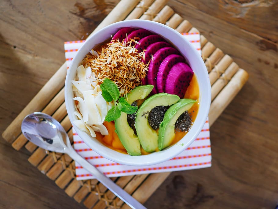 sliced fruits on bowl beside gray spoon, food, tray, cutlery, HD wallpaper