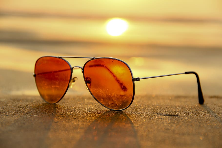 still, items, things, sunglasses, nature, sand, shore, light HD wallpaper