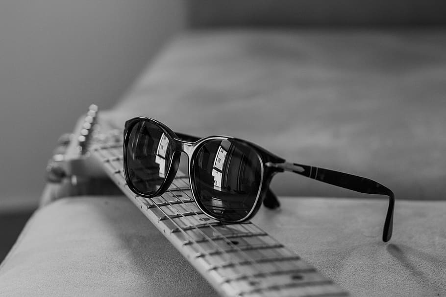 israel, tel aviv-yafo, sun, guitar, persol, fender, blackandwhite, HD wallpaper