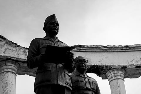 Politik Luar Negri Indonesia dipengaruhi oleh Pancasila dan UUD 1945